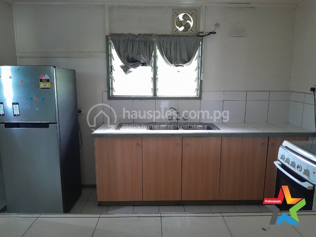 residential DuplexSemi-detached for rent dans Gerehu ID 30901 4