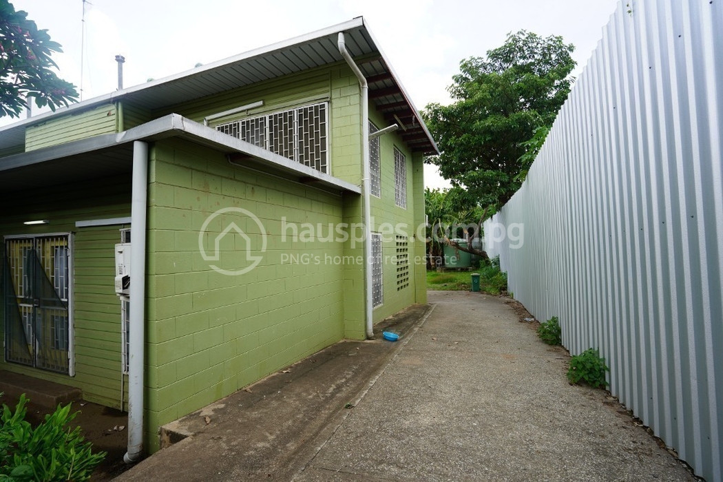 residential BlockOfUnits for sale ใน 5 mile รหัส 30882 6