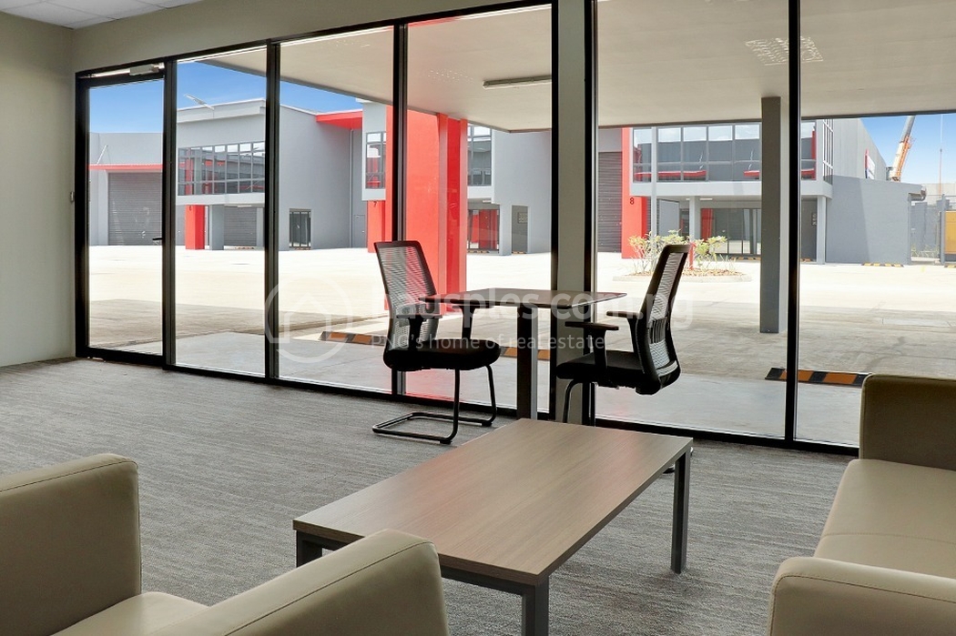 commercial Industrial/Manufacturing for sale ใน 7 mile รหัส 30890 7