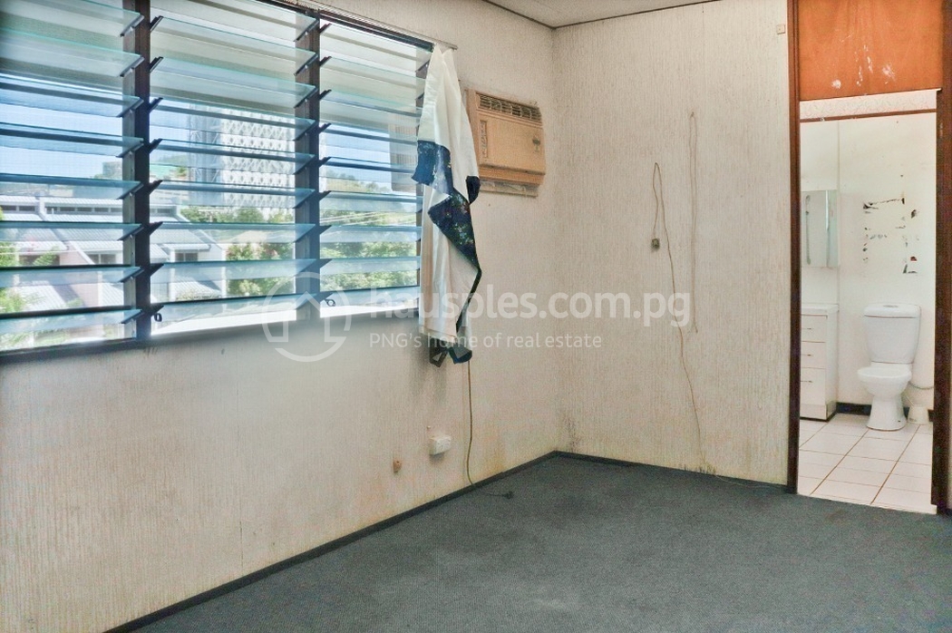 residential DuplexSemi-detached for sale ใน Hohola รหัส 30913 7
