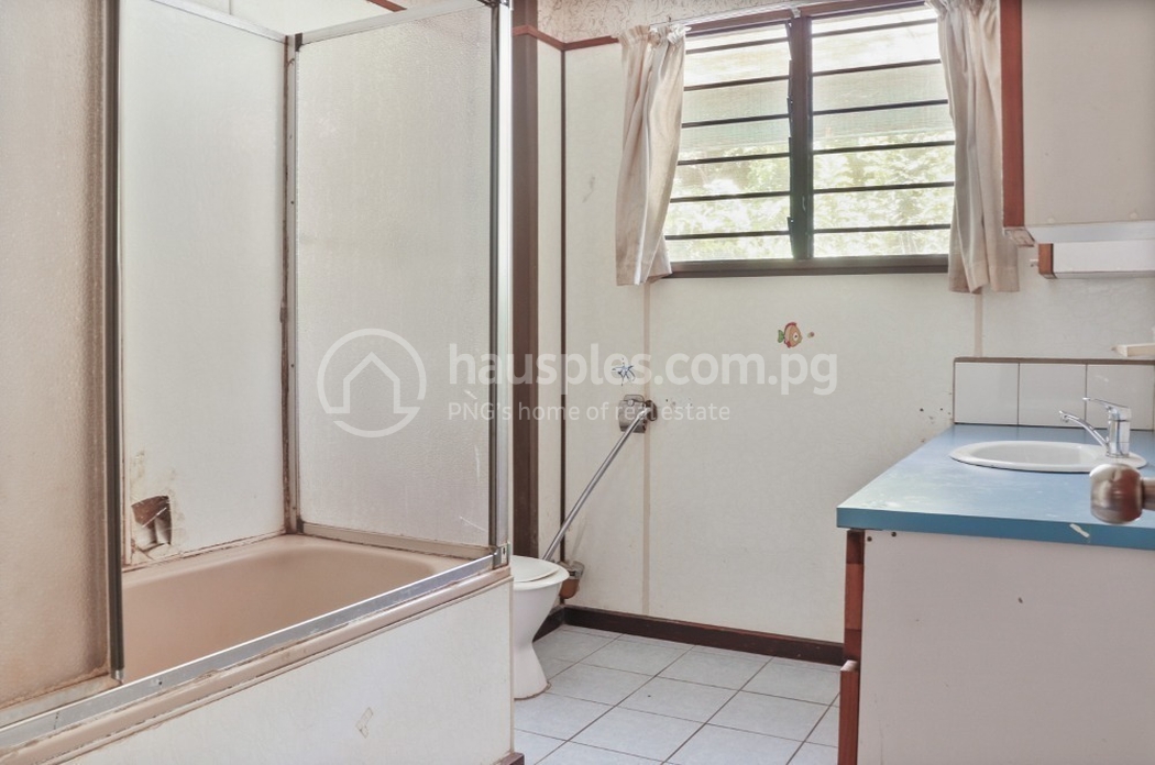 residential DuplexSemi-detached for sale ใน Hohola รหัส 30913 12