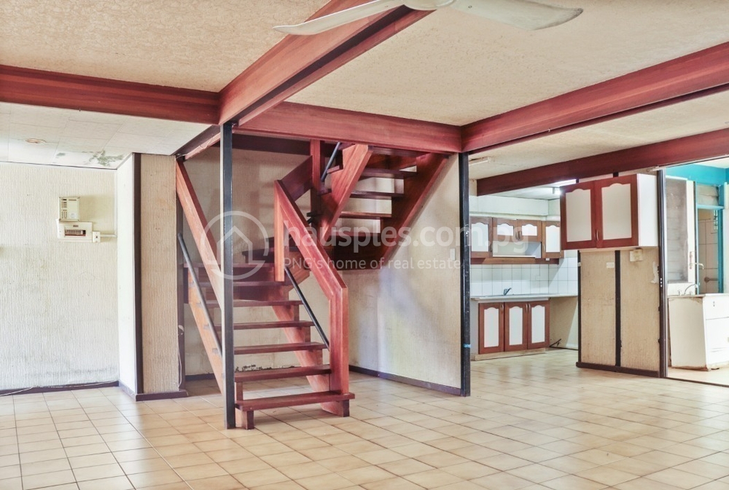 residential DuplexSemi-detached for sale ใน Hohola รหัส 30913 4