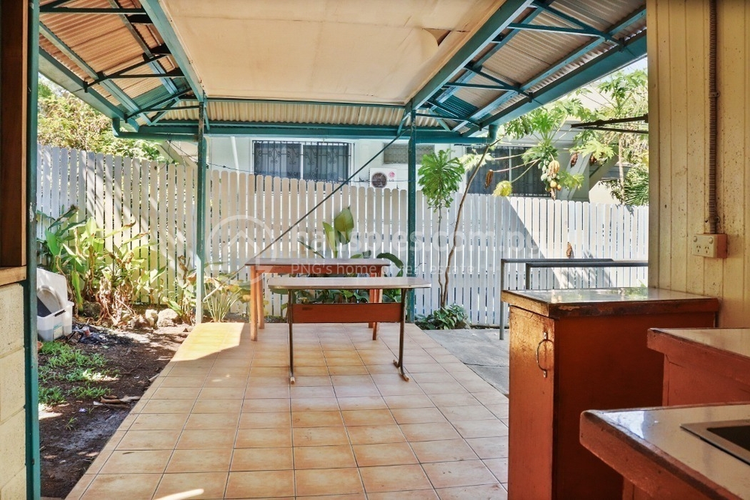 residential DuplexSemi-detached for sale ใน Hohola รหัส 30913 13