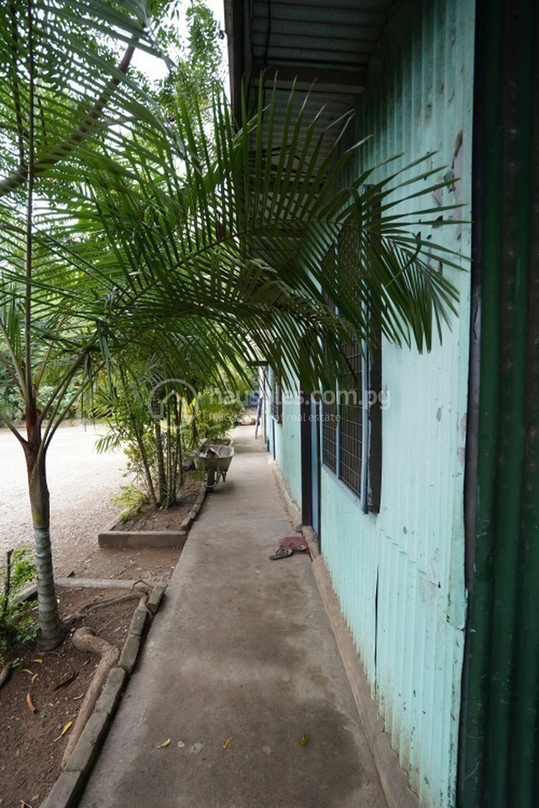 residential BlockOfUnits for sale ใน Rainbow Estate รหัส 30956 17