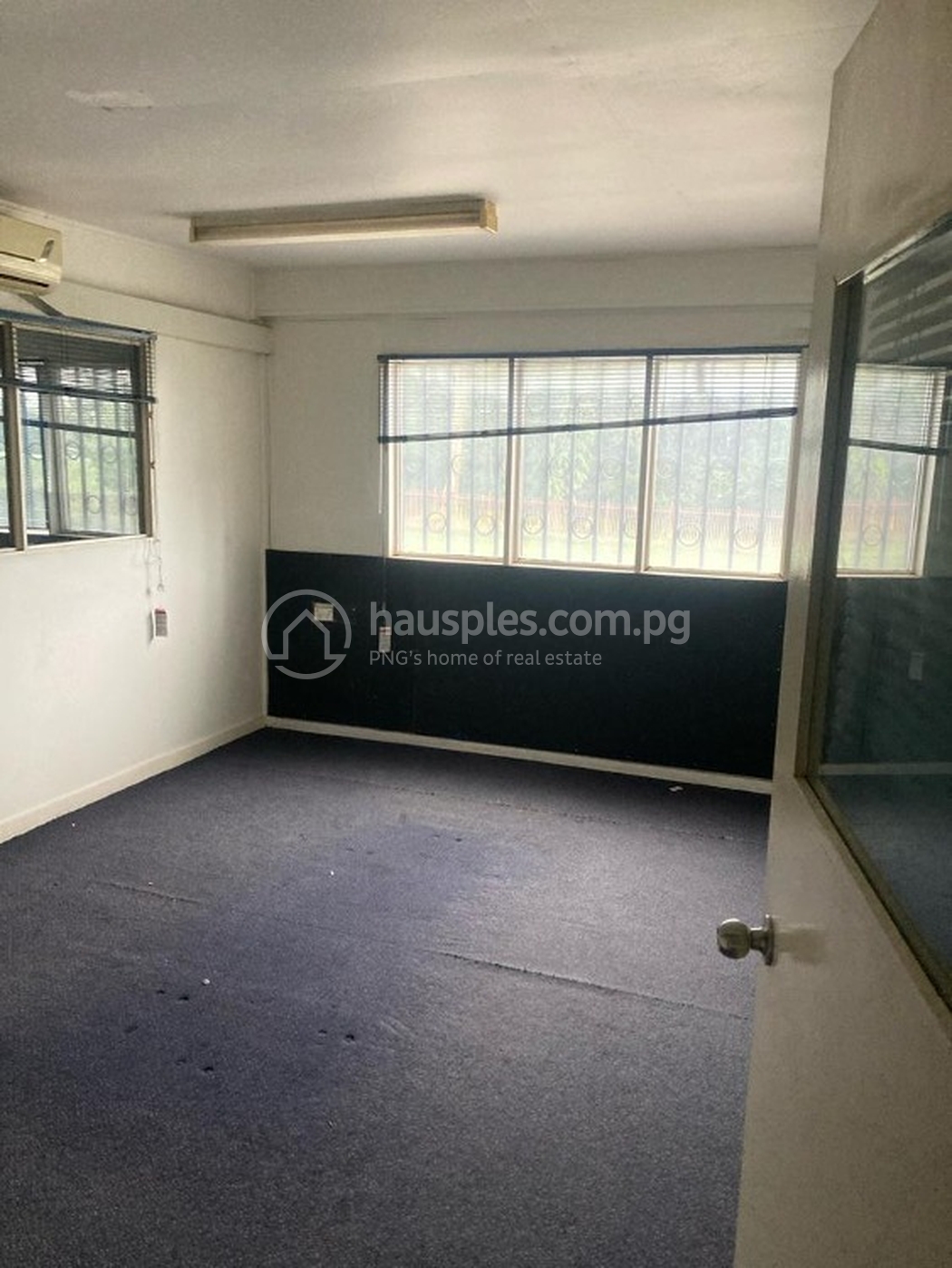 commercial Warehouse for sale & rent ใน Lae รหัส 30952 8