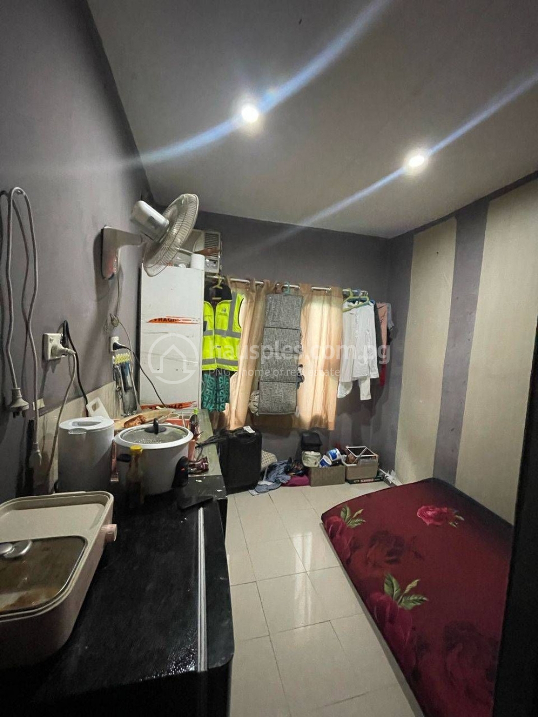 residential DuplexSemi-detached for sale ใน 4 Mile รหัส 31003 7