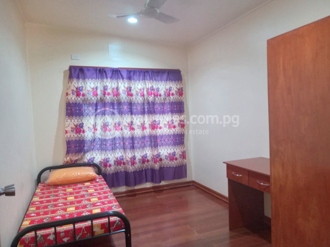 residential DuplexSemi-detached for sale ใน Gerehu รหัส 31071 11