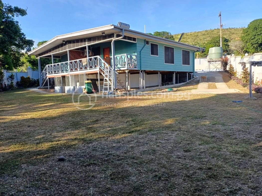 residential DuplexSemi-detached for sale ใน Gerehu รหัส 31071 15