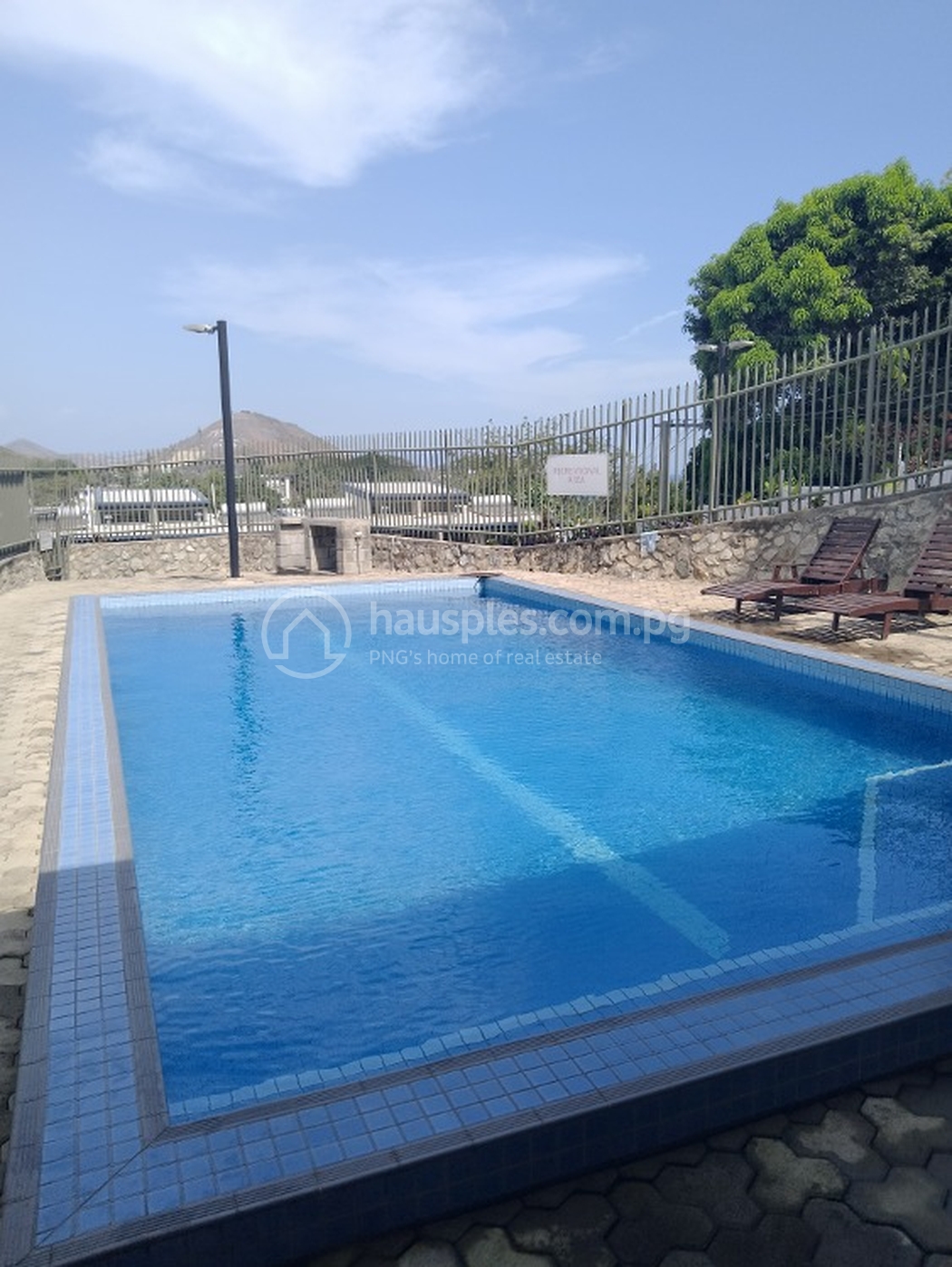 residential Townhouse for rent ใน Koki รหัส 31133 3