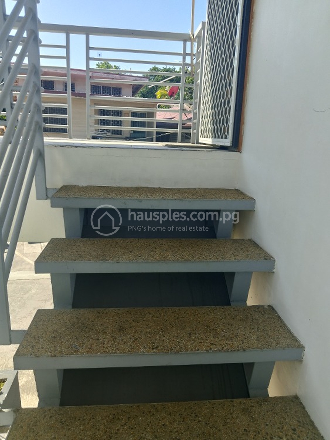 residential Apartment for rent ใน Boroko รหัส 31152 6