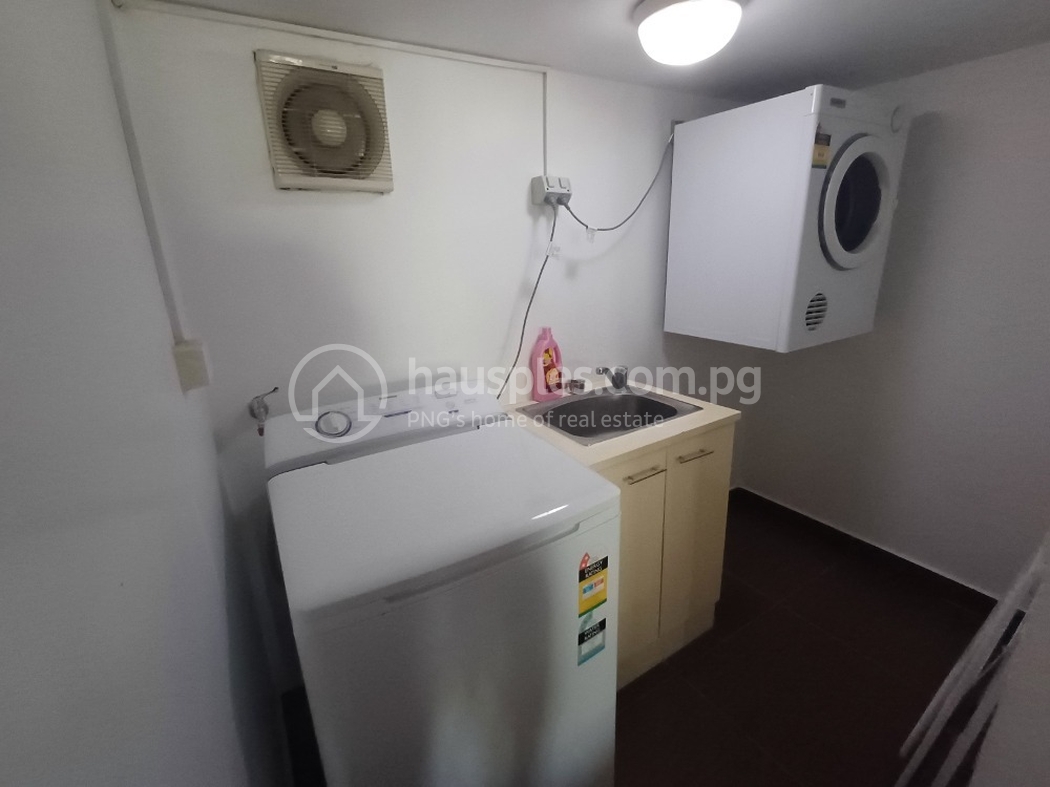 residential BlockOfUnits for rent ใน Town รหัส 31198 24