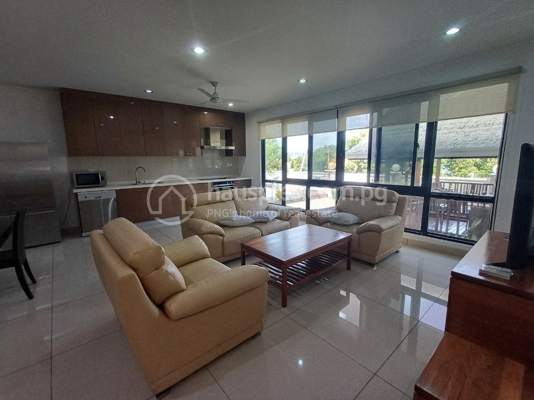 residential BlockOfUnits for rent ใน Town รหัส 31198 1