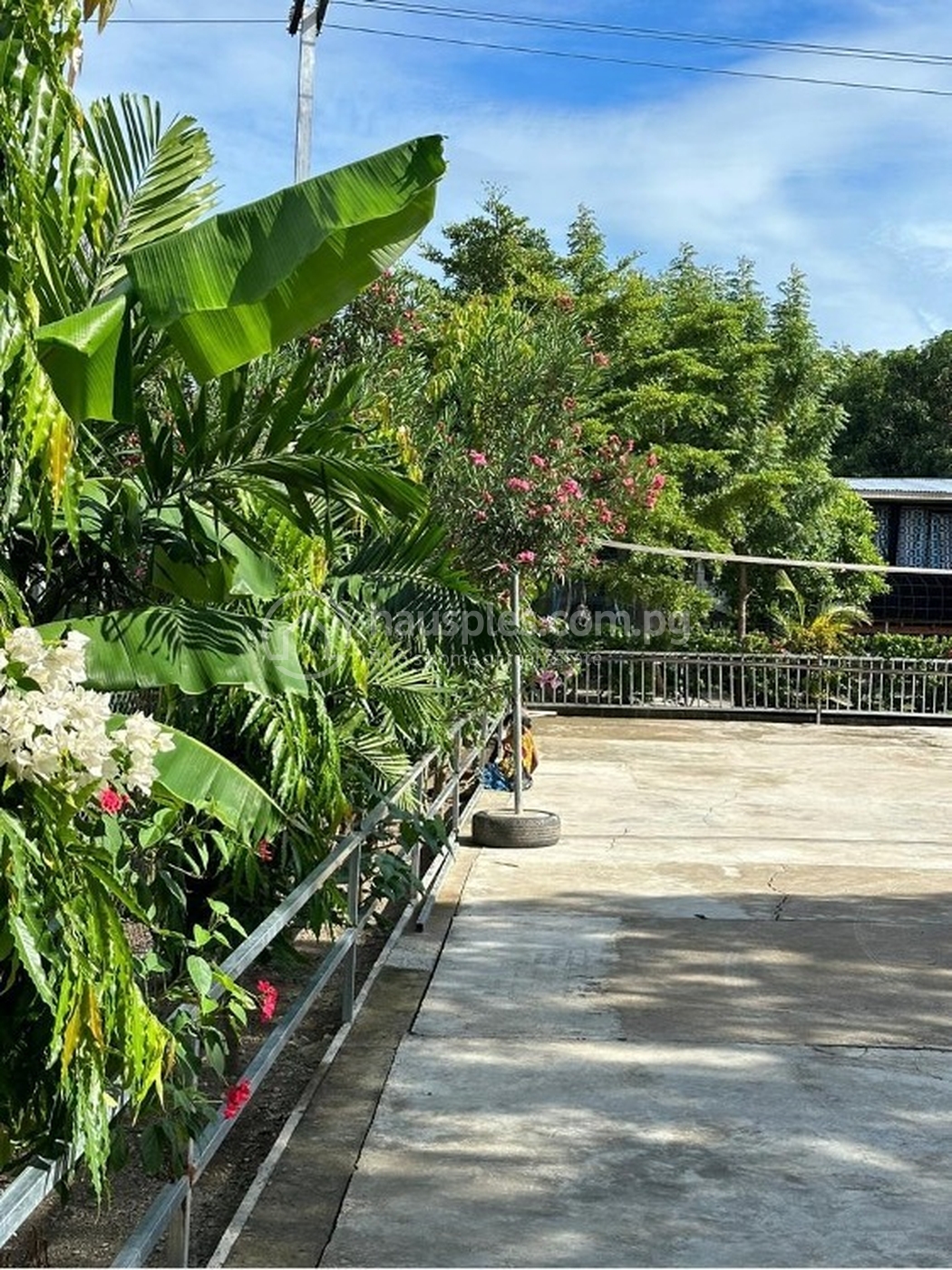 residential BlockOfUnits for rent ใน Pari รหัส 31173 14