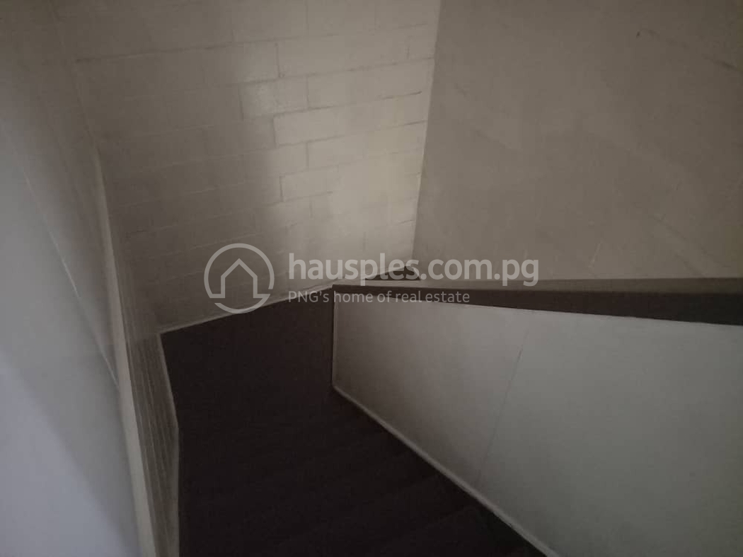 residential DuplexSemi-detached for rent ใน Lae รหัส 31245 5