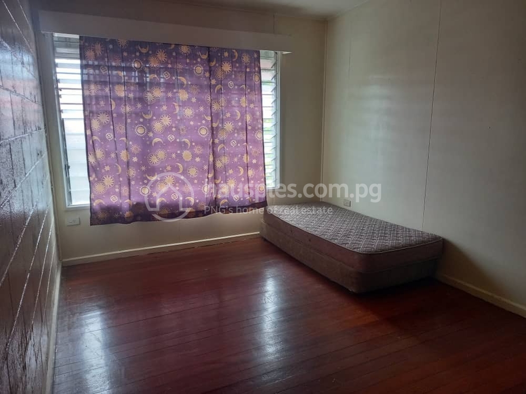 residential DuplexSemi-detached for rent ใน Lae รหัส 31245 9