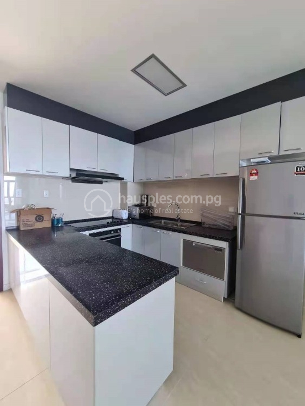 residential BlockOfUnits for rent ใน Touaguba Hill รหัส 31236 7