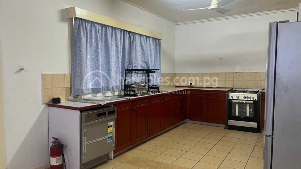 residential DuplexSemi-detached for rent ใน Gordons 5 รหัส 31275 7