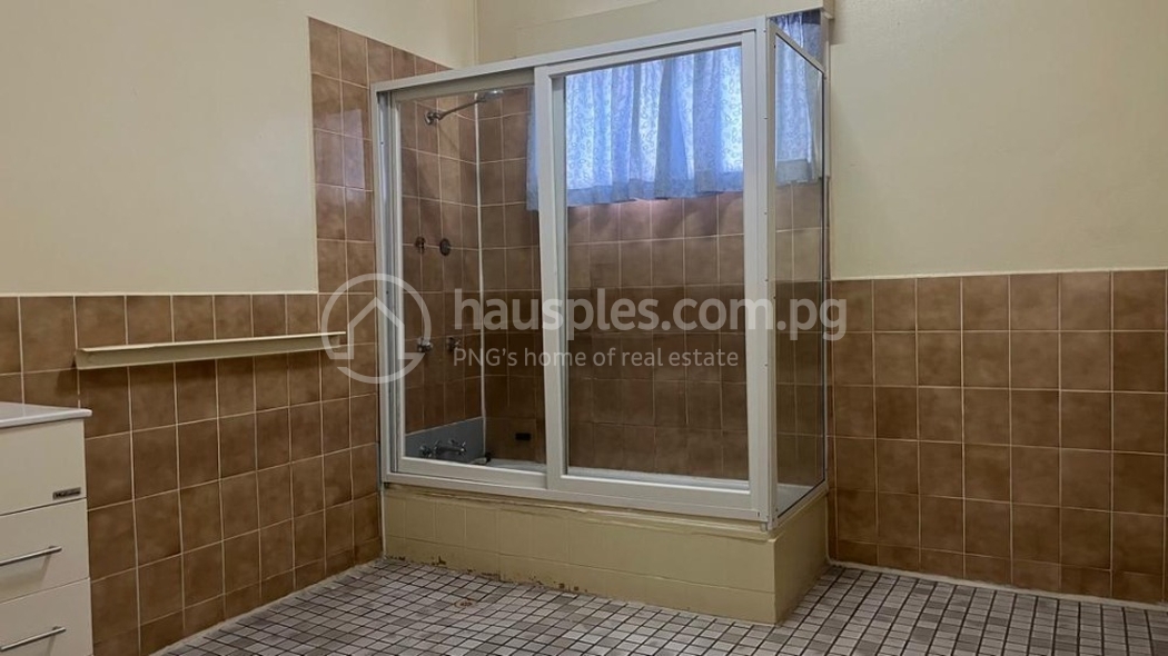 residential DuplexSemi-detached for rent ใน Gordons 5 รหัส 31275 12