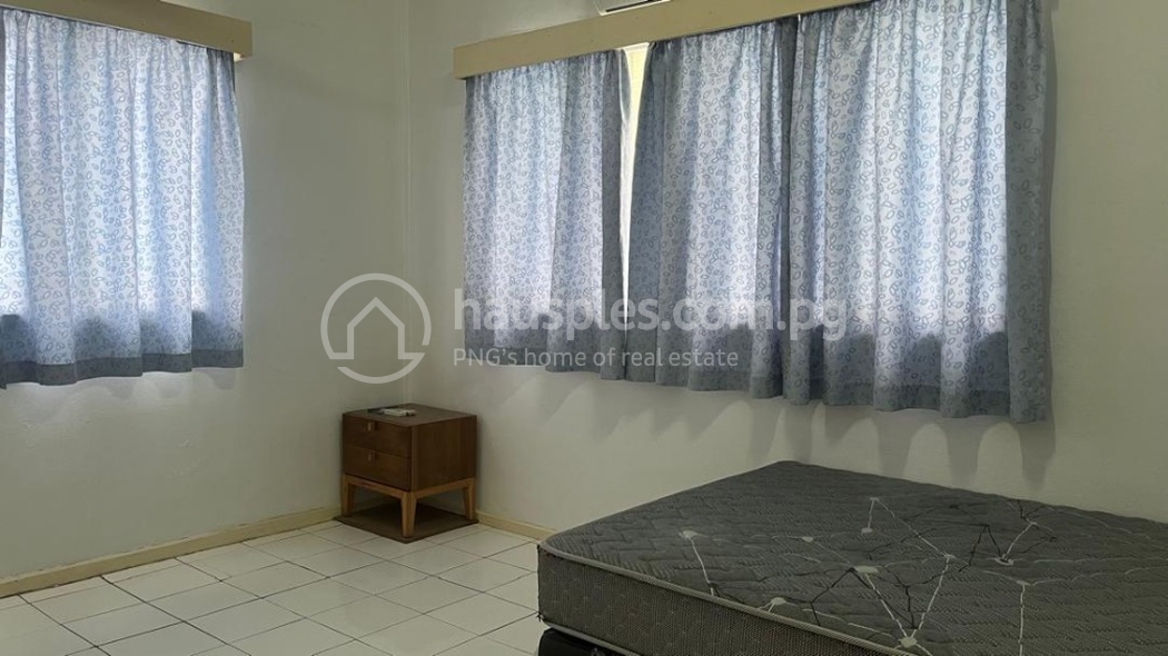 residential DuplexSemi-detached for rent ใน Gordons 5 รหัส 31275 16