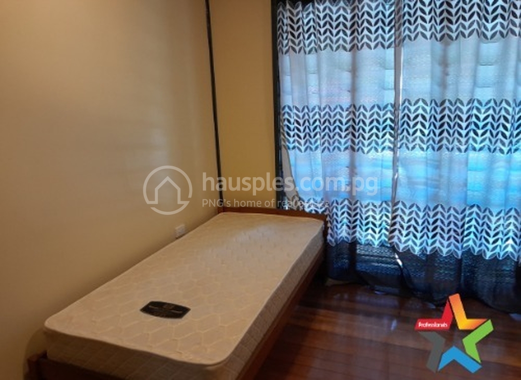 residential DuplexSemi-detached for rent ใน Gordons รหัส 31286 5