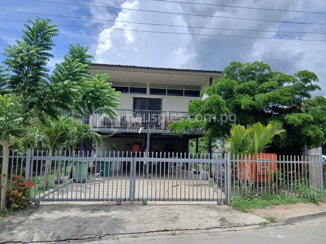 residential DuplexSemi-detached for sale ใน 8 mile รหัส 31282 1