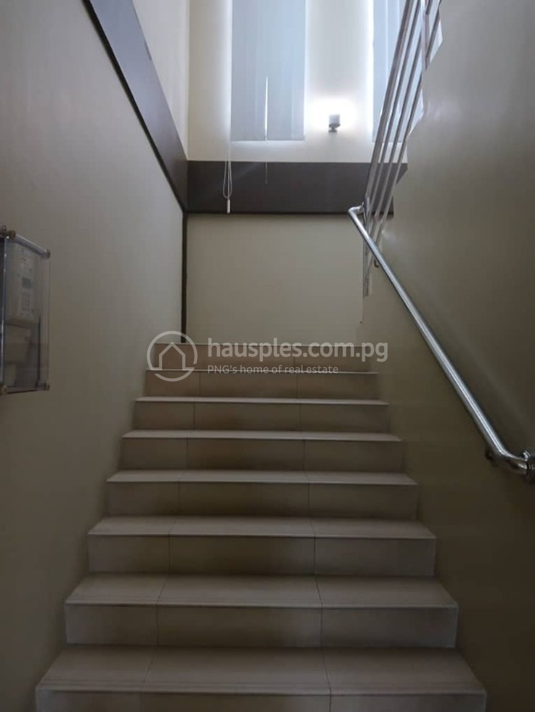 residential DuplexSemi-detached for rent ใน 8 mile รหัส 31289 17