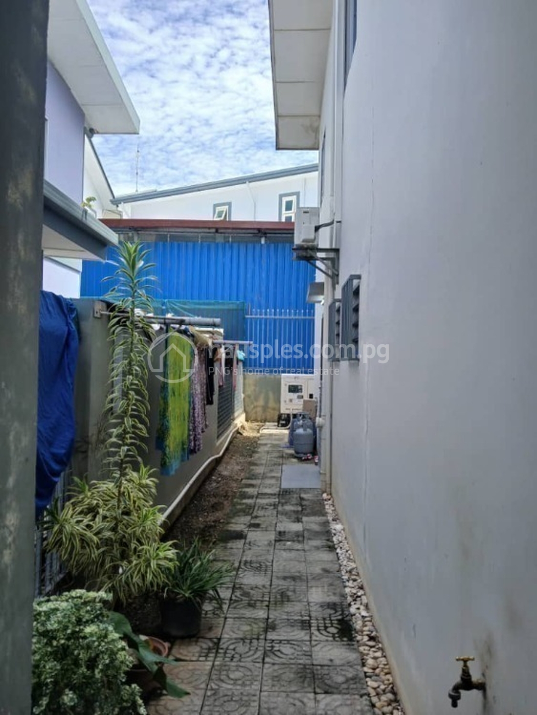 residential DuplexSemi-detached for rent ใน 8 mile รหัส 31289 7