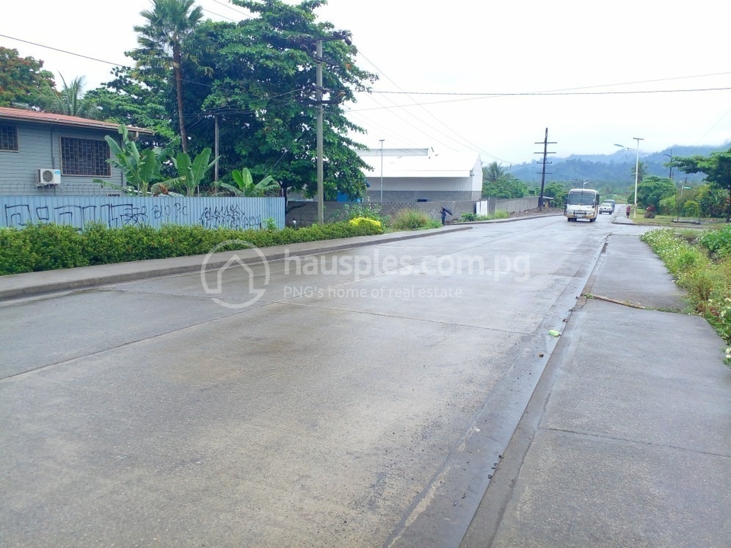 residential House for sale ใน Lae รหัส 31278 2