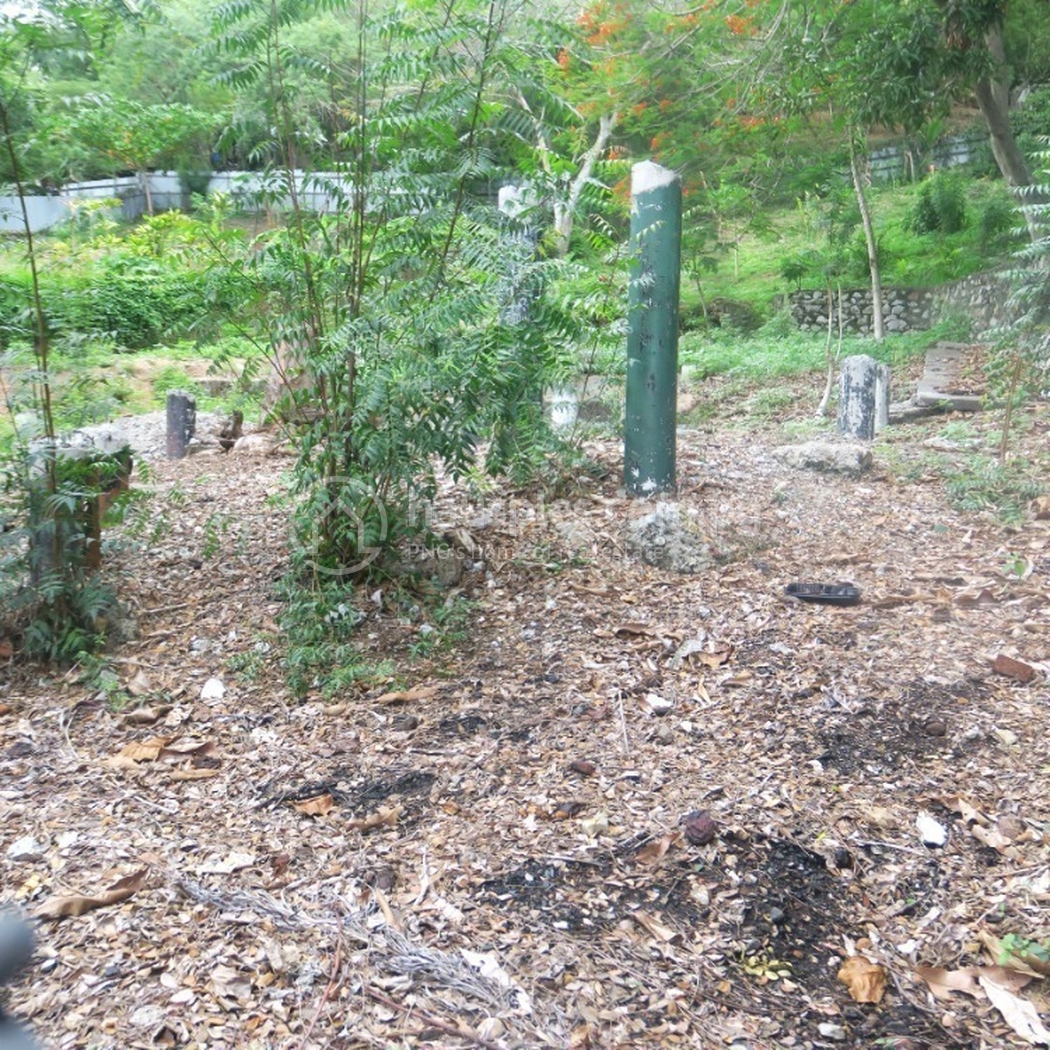 residential Land/Development for sale ใน 5 mile รหัส 31295 4