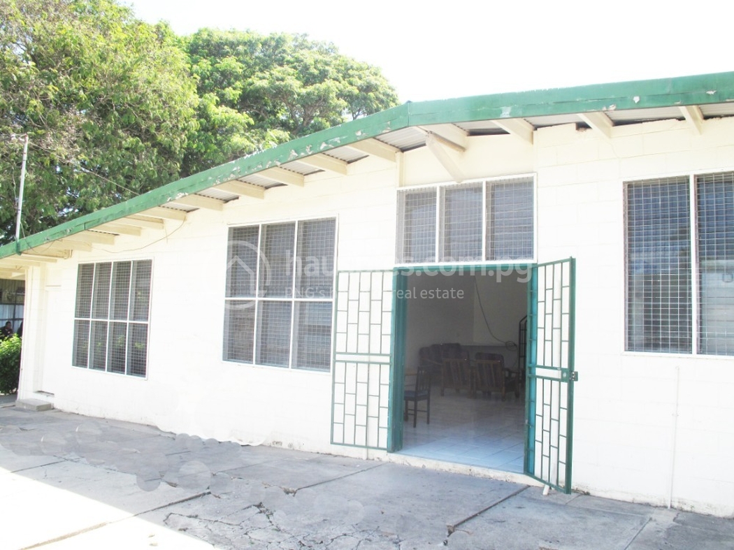 residential Bedsit/Room for rent ใน Boroko East รหัส 30376 7