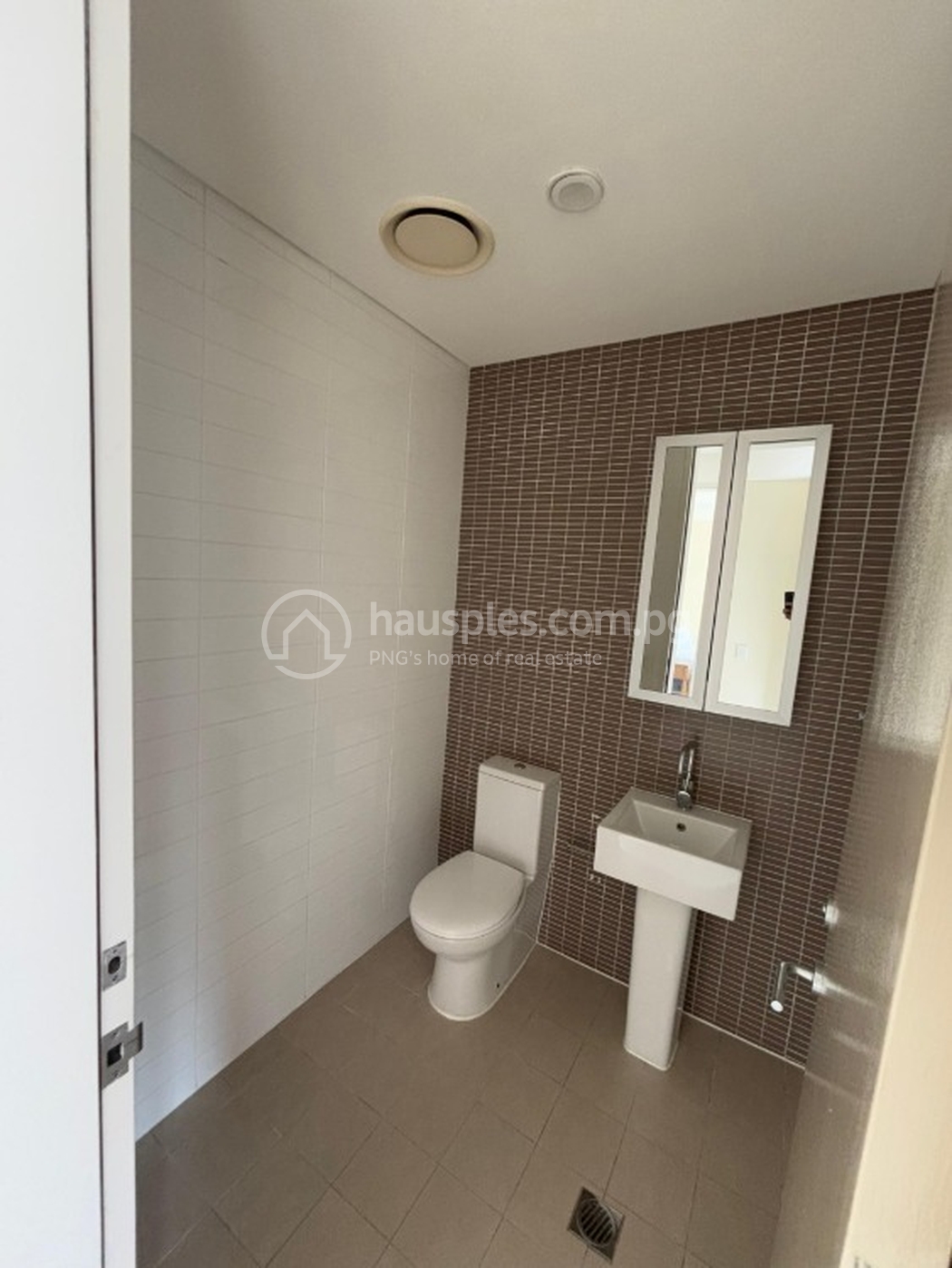 residential Apartment for rent ใน Newtown รหัส 31325 12