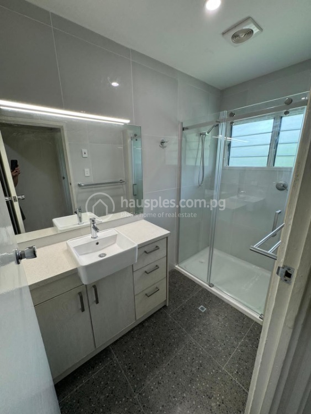 residential Apartment for rent ใน 5 mile รหัส 31327 6