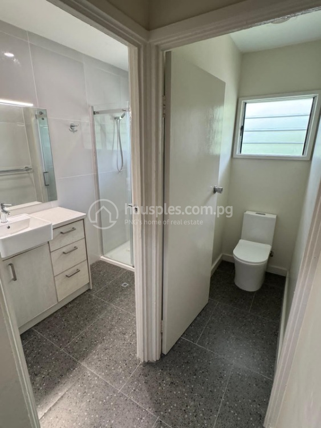 residential Apartment for rent ใน 5 mile รหัส 31327 7