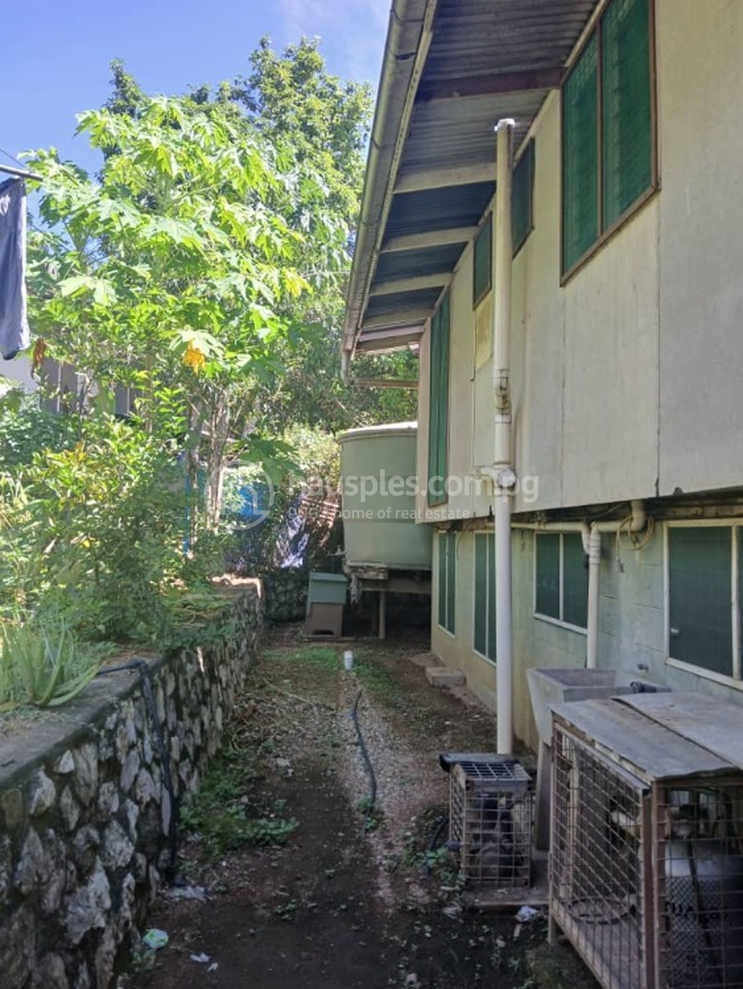 residential BlockOfUnits for sale ใน Gordons รหัส 31339 9