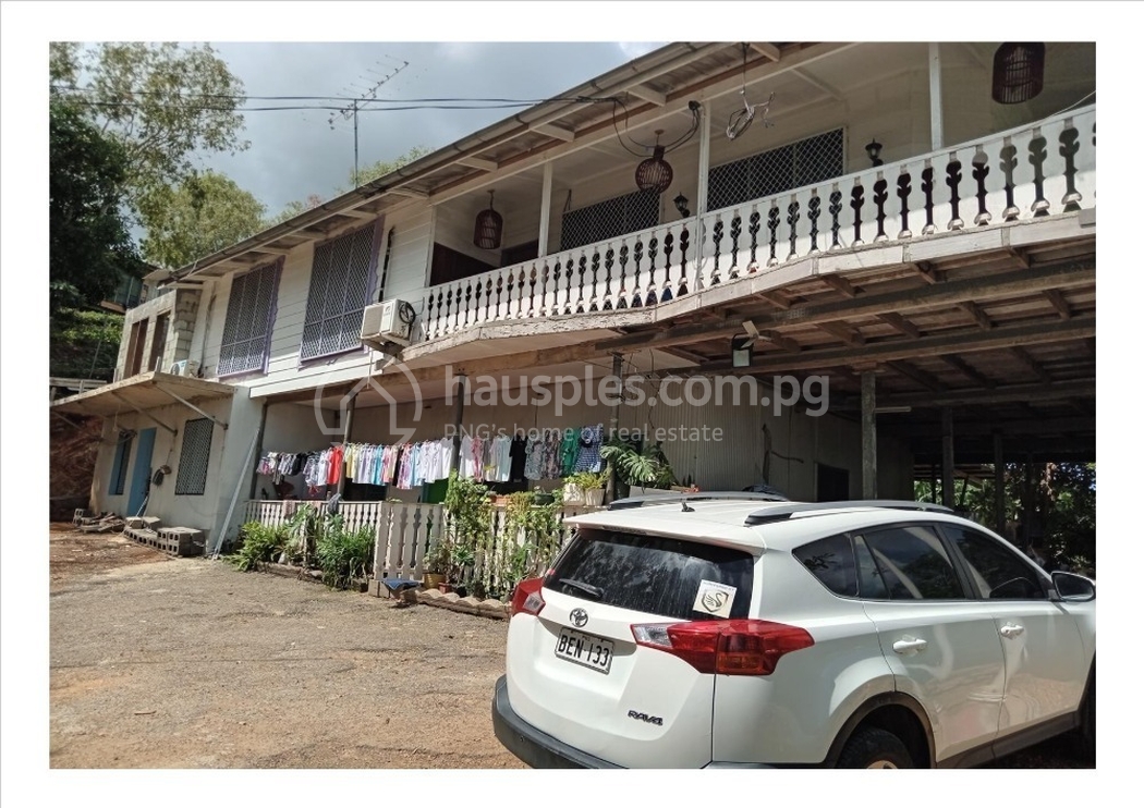 residential House for sale ใน Garden Hills รหัส 31384 2