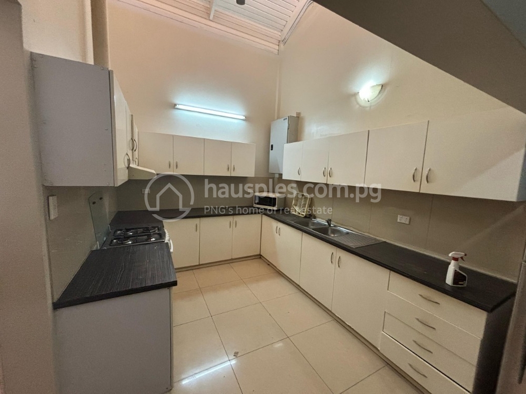 residential BlockOfUnits for rent ใน Waigani รหัส 31419 5