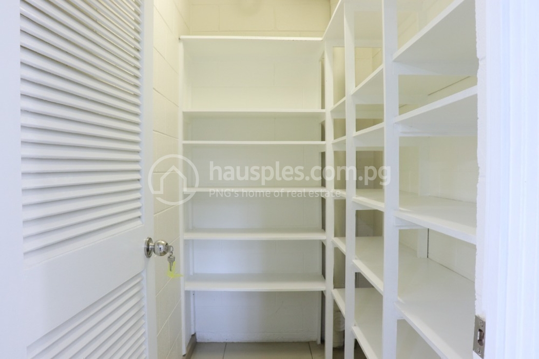 residential Apartment for rent ใน Gordons 5 รหัส 31412 10