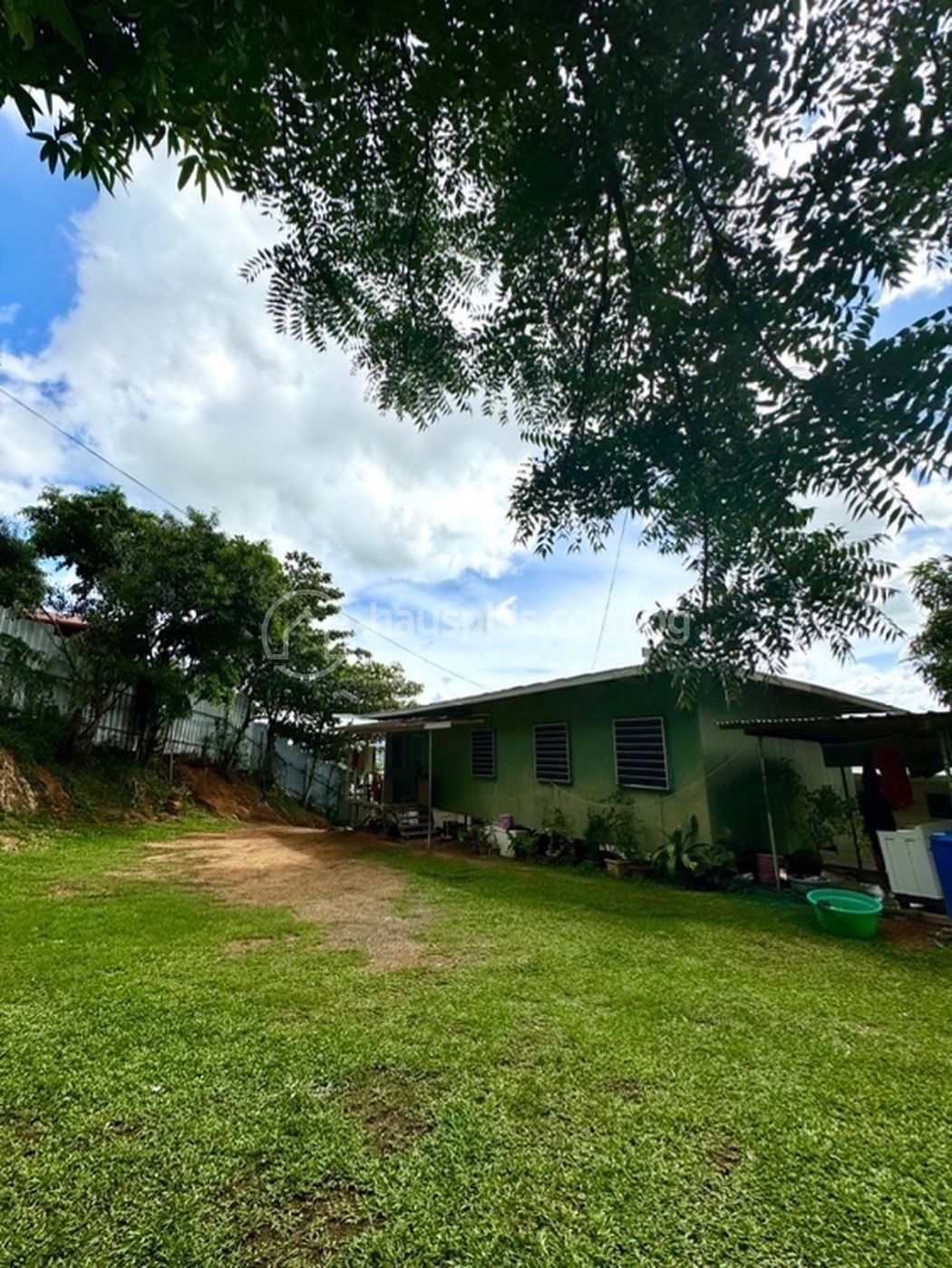 residential House for sale ใน Garden Hills รหัส 31382 1