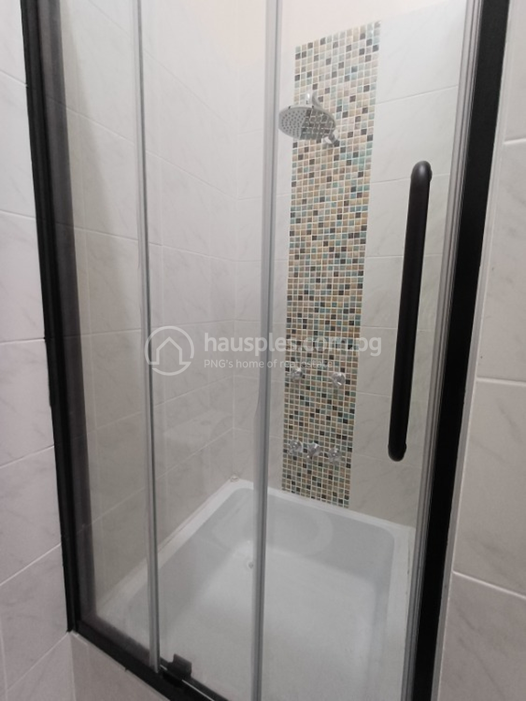 residential Apartment for rent ใน Boroko รหัส 31578 45