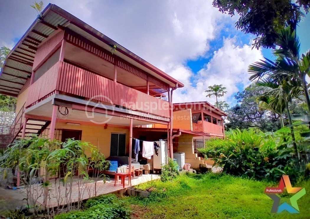 residential BlockOfUnits for sale ใน Gordons รหัส 31472 1