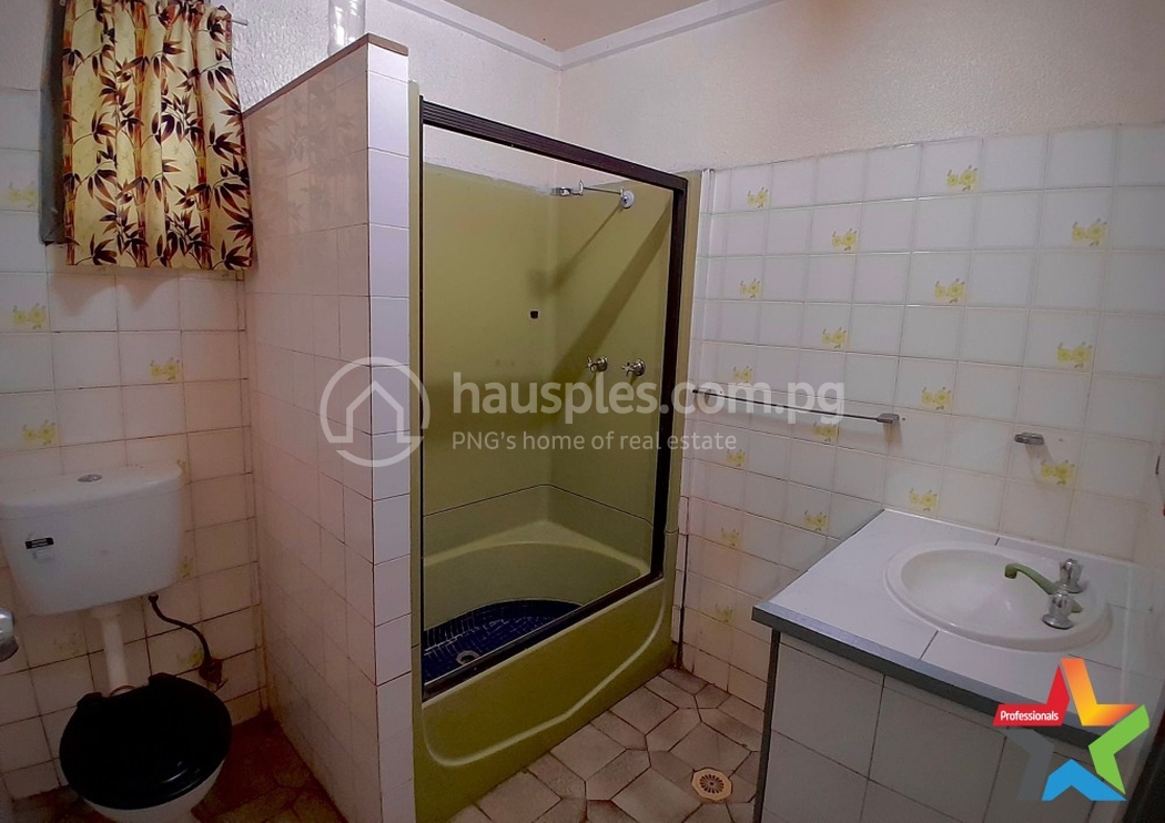 residential DuplexSemi-detached for rent ใน Gerehu รหัส 31473 9