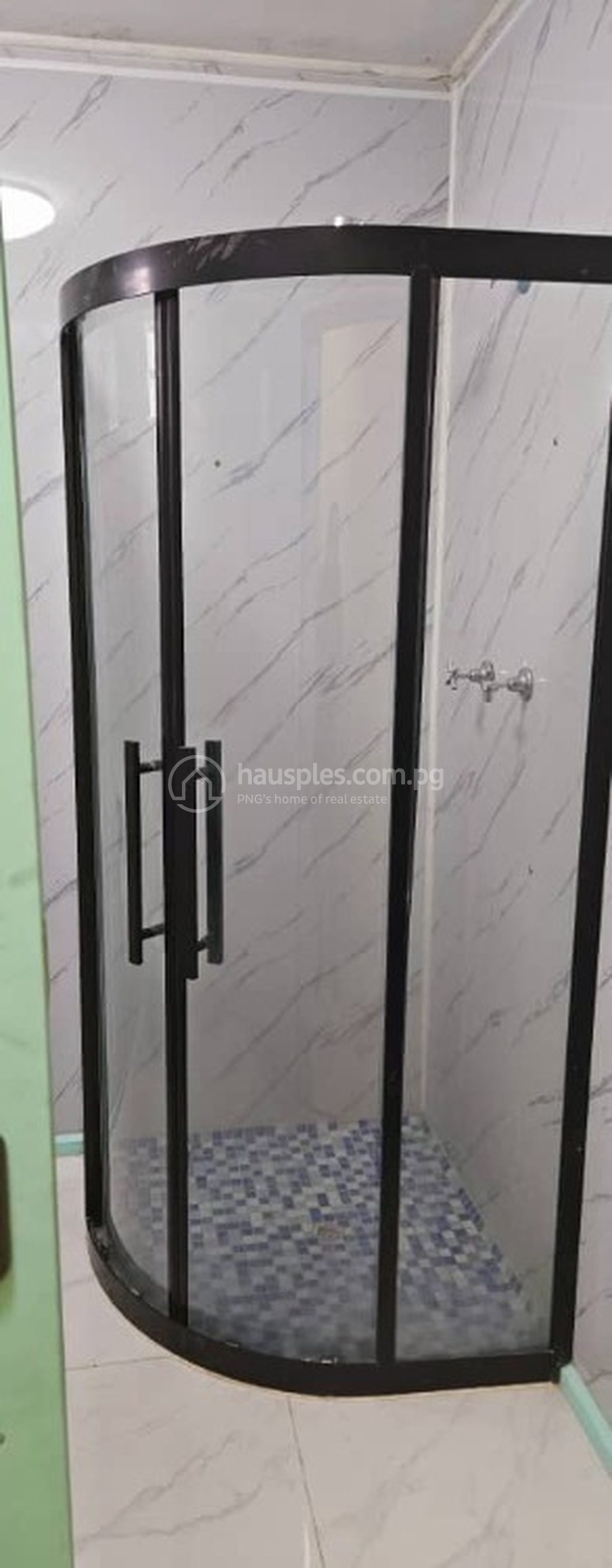 residential BlockOfUnits for rent ใน Hanuabada รหัส 31460 8