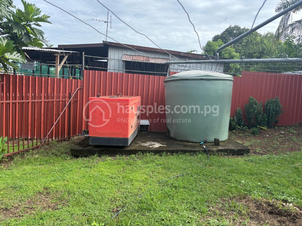 residential BlockOfUnits for rent ใน Gordons รหัส 31486 15