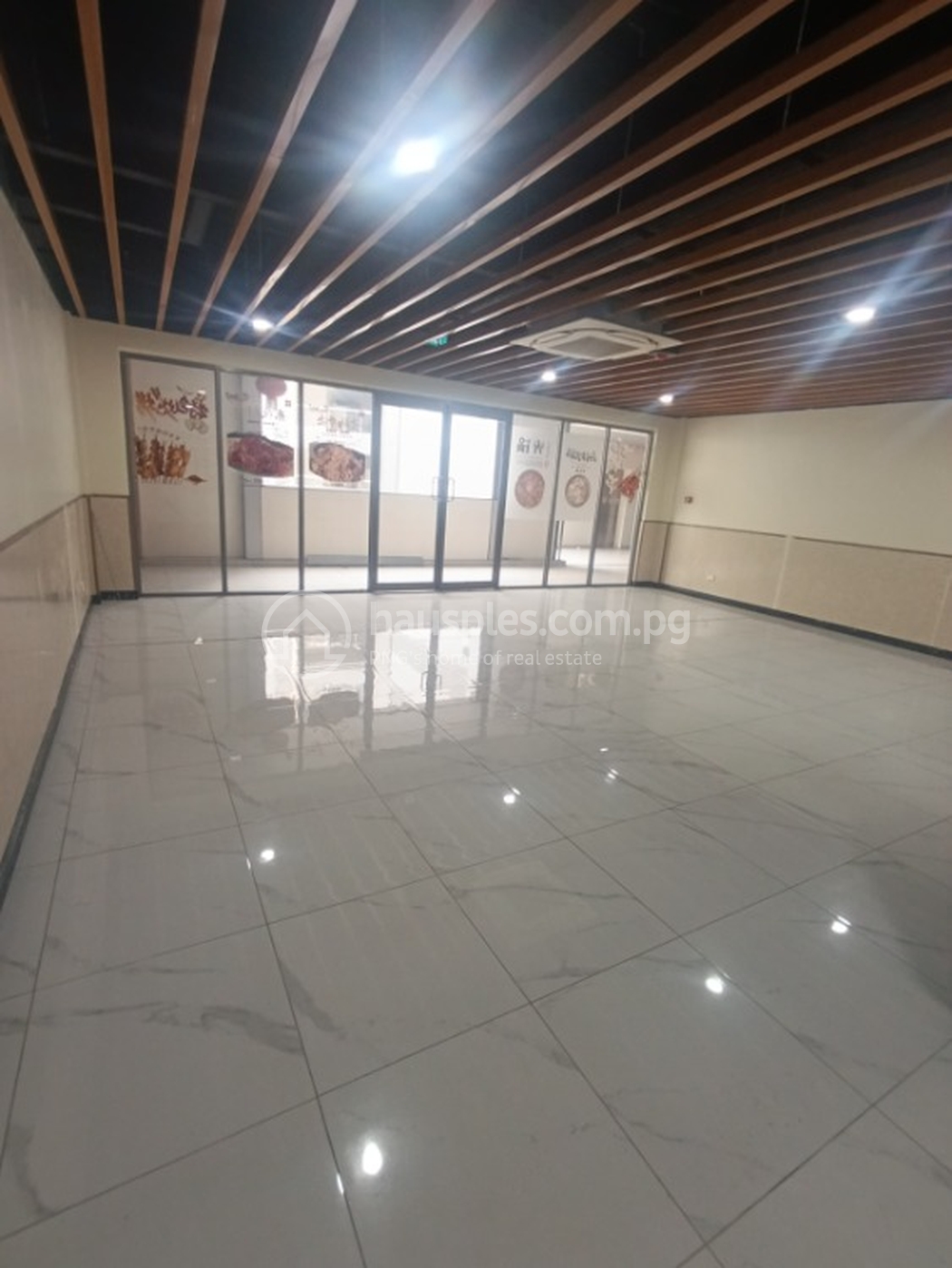 commercial Offices for rent ใน Gordons รหัส 31450 2