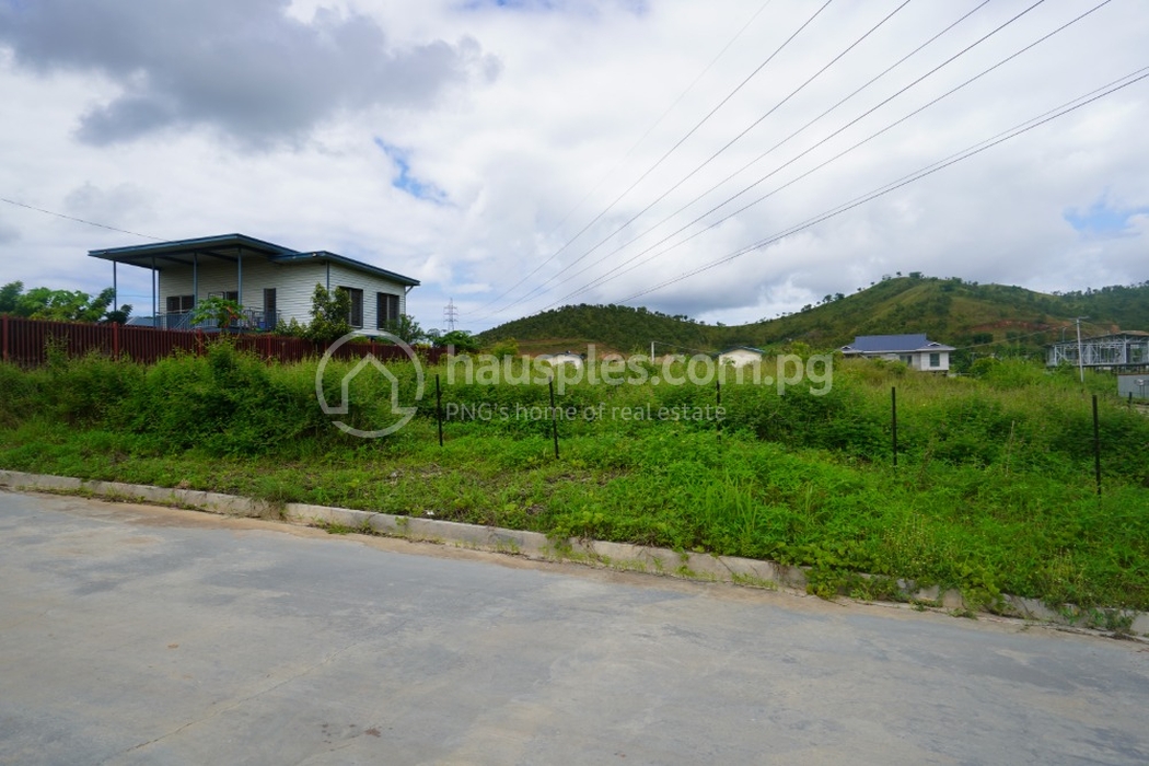 residential Land/Development for sale ใน Rainbow Estate รหัส 31493 2