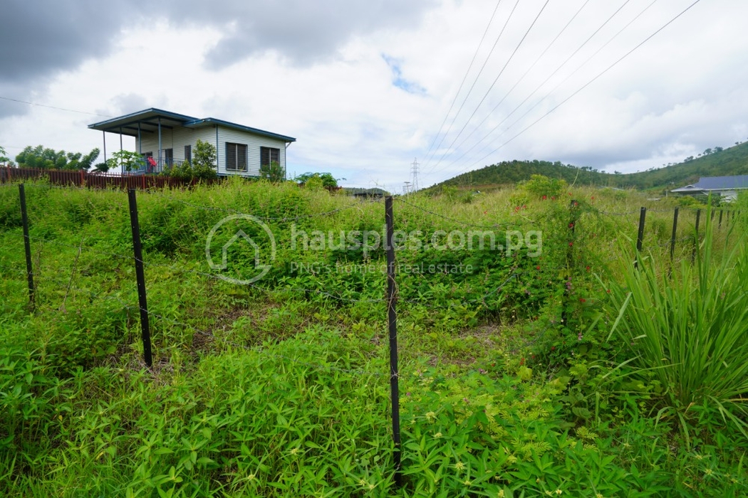 residential Land/Development for sale ใน Rainbow Estate รหัส 31493 3