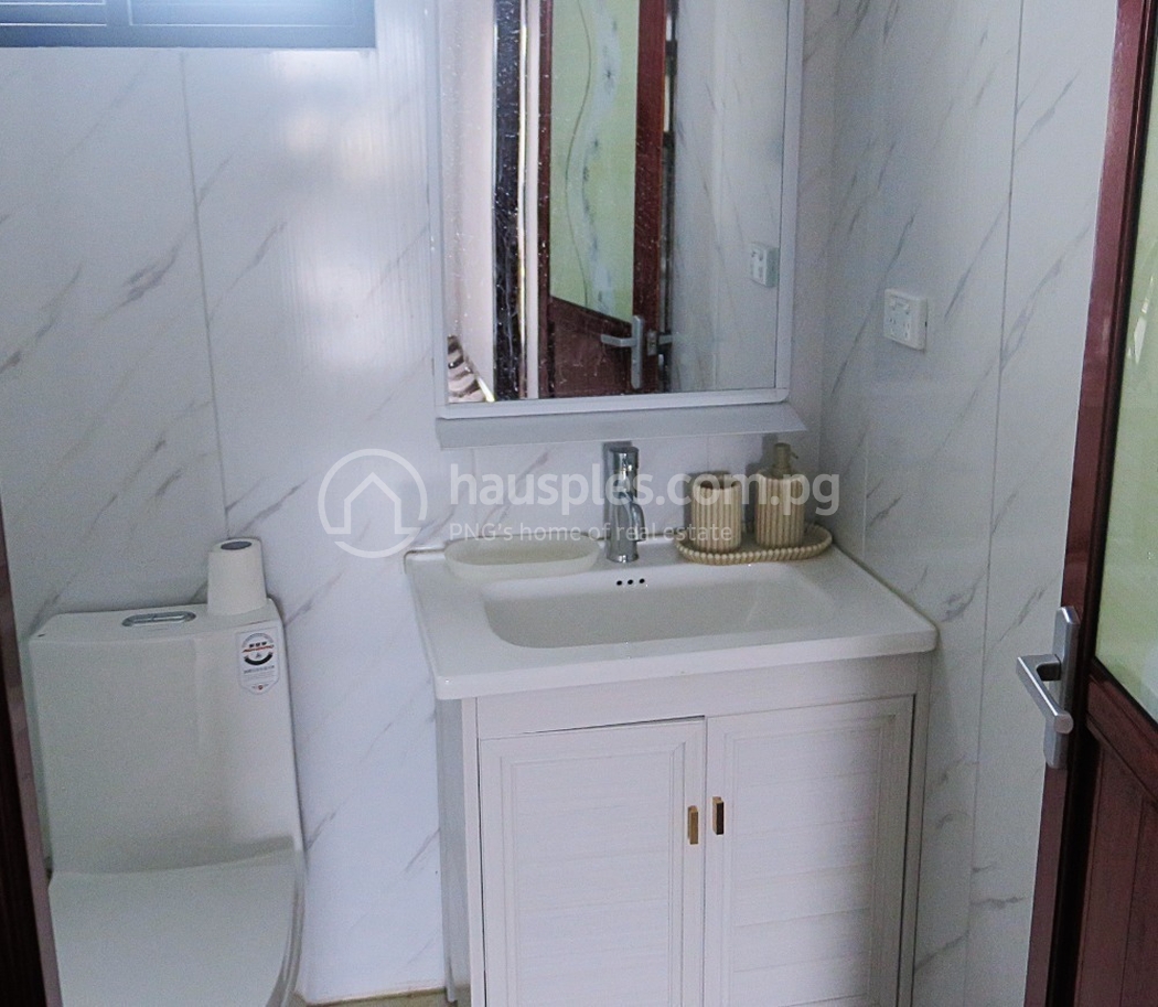 residential DuplexSemi-detached for rent ใน 7 mile รหัส 31511 11