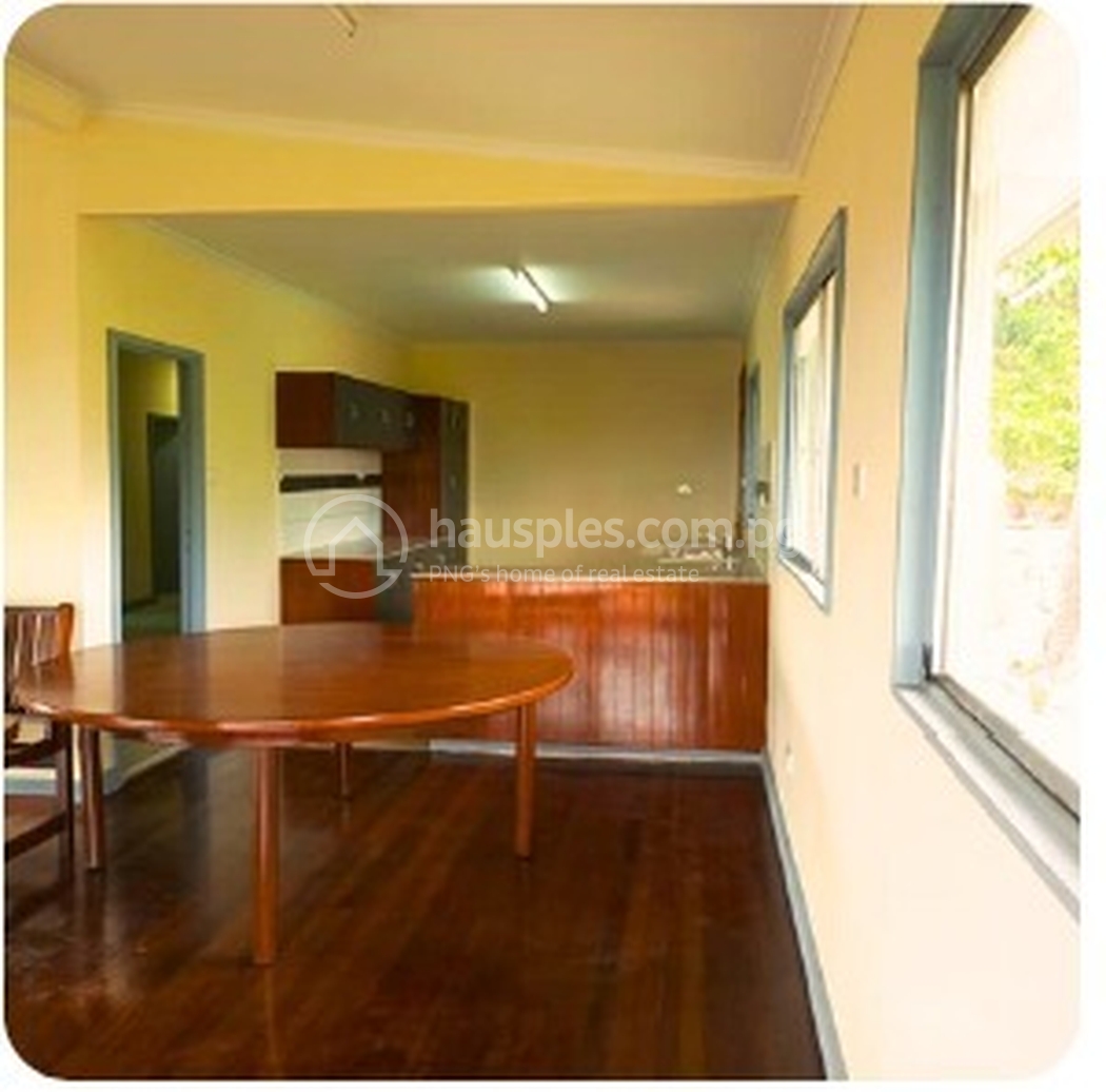 residential Townhouse for sale ใน 2 Mile รหัส 31539 4