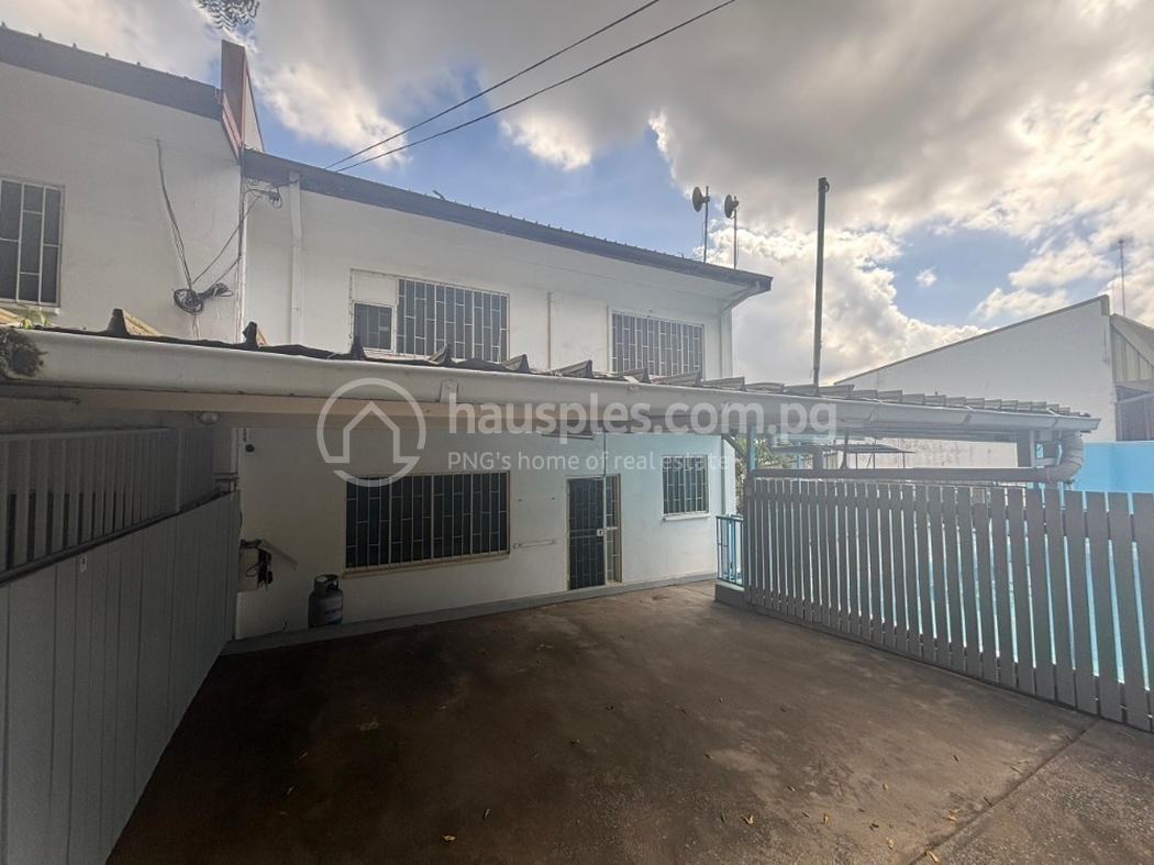 residential BlockOfUnits for rent ใน Gordons 5 รหัส 31526 1