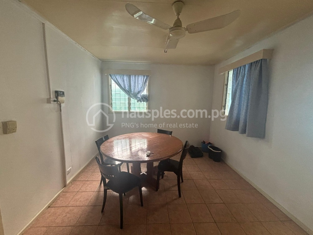 residential BlockOfUnits for rent ใน Gordons 5 รหัส 31526 6